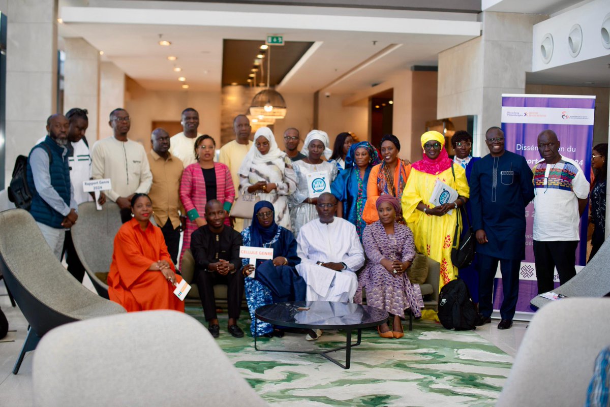 santegouv_sn's tweet image. 𝐕𝐞𝐫𝐬 𝐮𝐧𝐞 𝐜𝐨𝐫𝐫𝐞𝐜𝐭𝐢𝐨𝐧 𝐝𝐞𝐬 𝐢𝐧𝐞́𝐠𝐚𝐥𝐢𝐭𝐞́𝐬 𝐛𝐚𝐬𝐞́𝐞 𝐬𝐮𝐫 𝐥𝐞 𝐠𝐞𝐧𝐫𝐞

Le Ministère de la Santé et de l’Hygiène publique a validé, le 29 décembre 2025, trois nouveaux outils stratégiques destinés à inscrire l’équité et l’inclusion au cœur du…