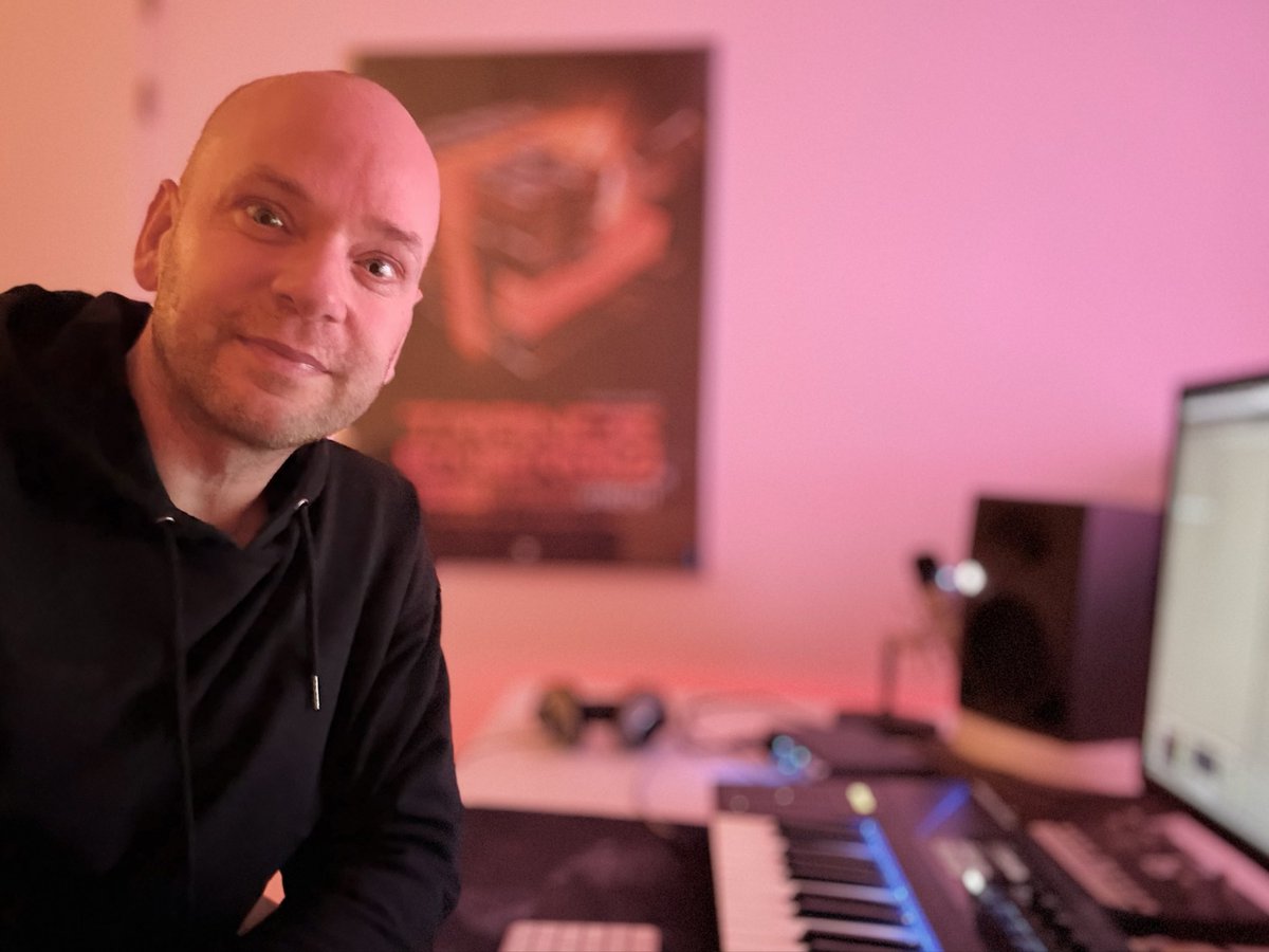 danielwanrooy's tweet image. 🎹🎧 Loads of new music coming up!