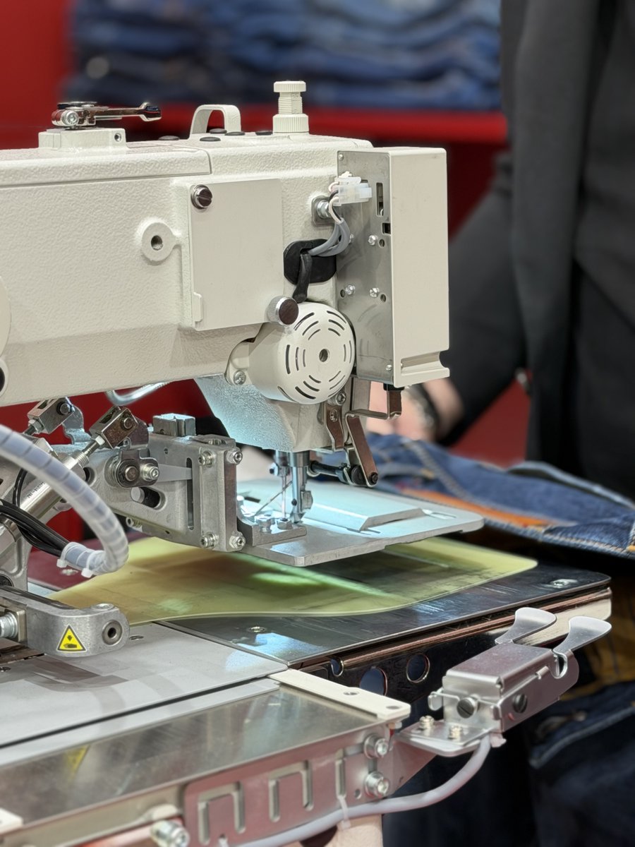 Pitti Uomo 109. La manifestazione, punto di riferimento per compratori e stampa specializzata provenienti dai principali mercati globali, segue quest’anno il tema “Motion”, un omaggio al movimento, alla trasformazione e al dinamismo ➡ bit.ly/109pittiuomo26
Foto © <a href="/SalvaBruno/">Salvatore Bruno ❤️🖤</a>