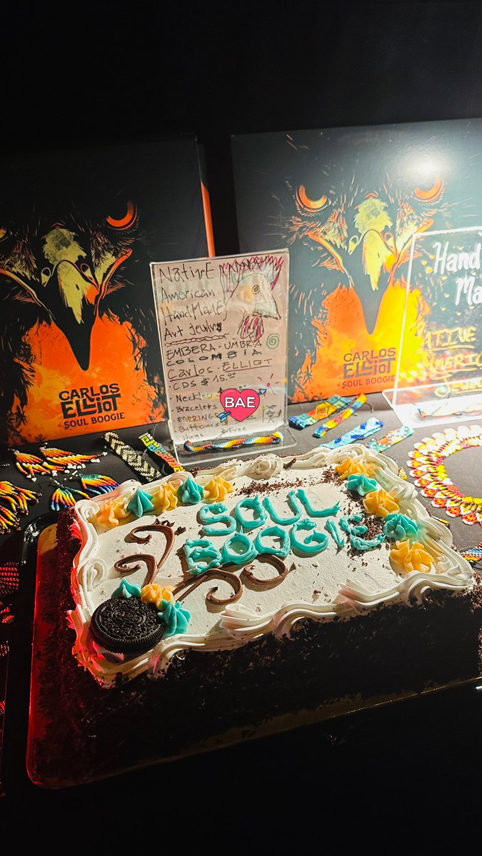 Carlos Elliot tweet media