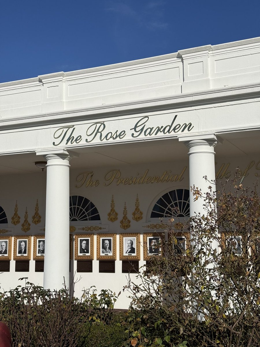 JMRaasch's tweet image. The Rose Garden has some new signage