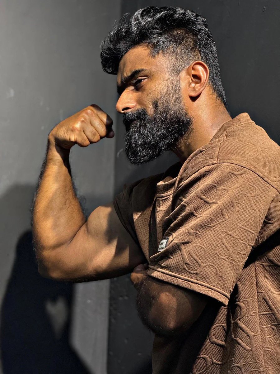 S Q U I R R E L 🐿️ tweet media