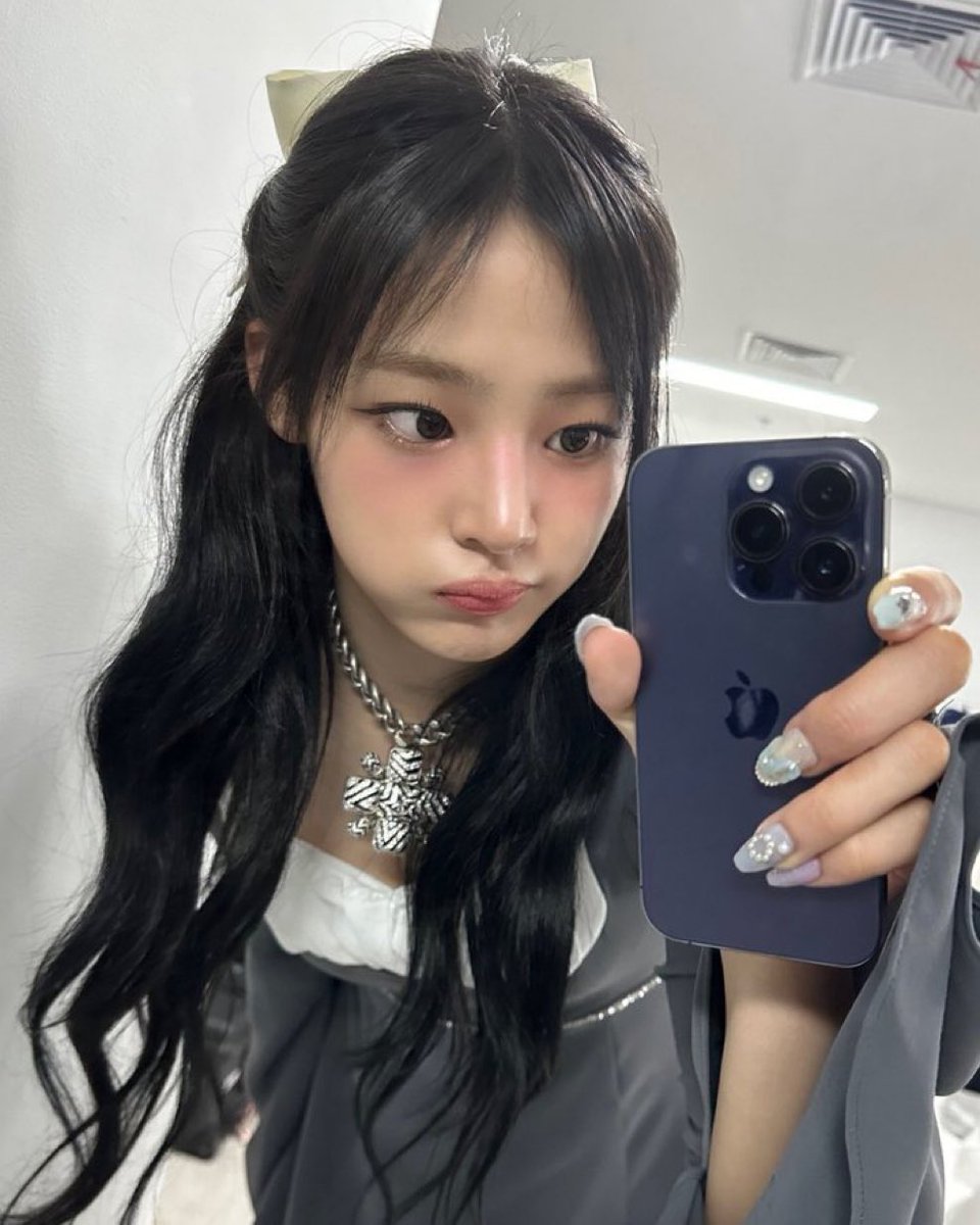 NewJeans Loops tweet media