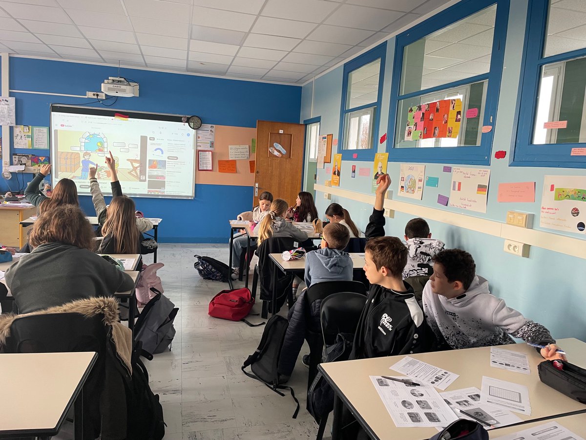 Nuits de la lecture- Etude du conte "Der Rattenfänger von Hameln". Travail sur le vocabulaire, visionnage du conte sous la forme d'un dessin animé en allemand, compréhension, Vrai/Faux en français, reconstitution du conte écrit à partir de vignettes écrites et images en allemand.