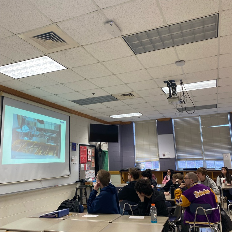 FairviewHighAL's tweet image. Our seniors enjoyed learning about college and career opportunities during today’s visit from NADC Nashville Auto-Diesel College. Days like this make the future feel closer!