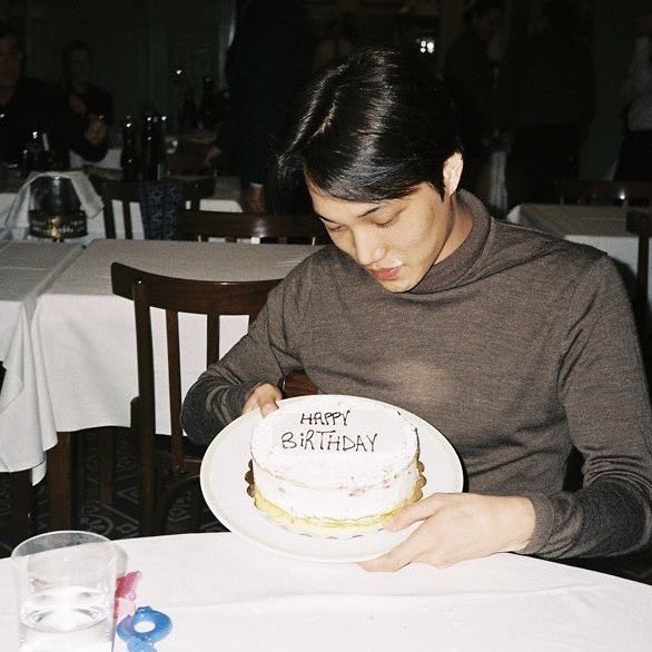 does he know how much he means to me 

#안녕하세요_카이_생일입니다 
#TODAY_IS_KAIDAY