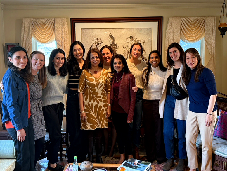 Penn_ENT's tweet photo. 👏 It is #WomenInMedicine Wednesday! 👩‍⚕️
Shoutout to Dr. Natasha Mirza for her mentorship of residents and students and her involvement in the @Triological society. We appreciate all you do! 💙
#MentorshipMatters #WomenInLeadership #PhysicianSpotlight #WIO https://t.co/8MSP5ieh6b