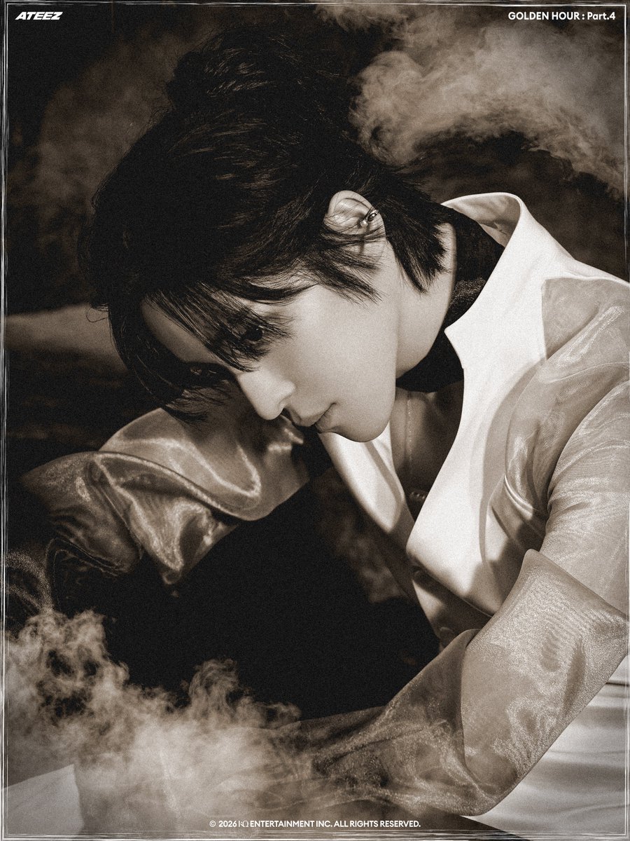 tiramingicake's tweet image. yunho's long fluffy hair ... gone but never forgotten ..... and possibly making a comeback idk what if he suddenly shows up on their comeback stage with his hair tied up hhhhhhhh