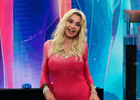 Valeria Marini e la truffa alla madre: “Grazie alla fede ne siamo uscite. La giustizia ha fatto il suo corso” #valeriamarini #truffamarini #news #italianinews #fede