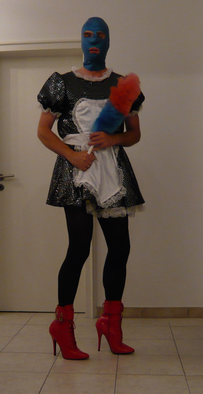 joerg_sklave's tweet image. I love my maid outfit