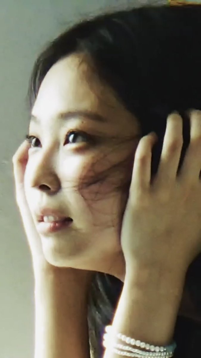 그냥...너무 청초해....눈에 별 박앗나....