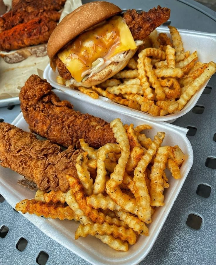 Emily👑 tweet media