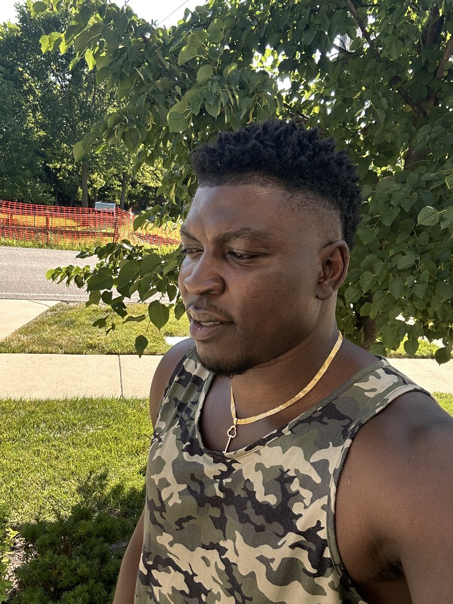 I opened my X (Twitter) account back in 2011. Until about 4 months ago, I was just a consumer with around 4k followers.
Three months ago, everything changed.
I became glued to the app right after my now very good friend <a href="/silverpenydr/">Ayilola of Nigeria /Laptop Guy 🩺 🇳🇬 🇬🇧🇺🇸</a> mentioned the #10kLaptopsProject to me.

Since