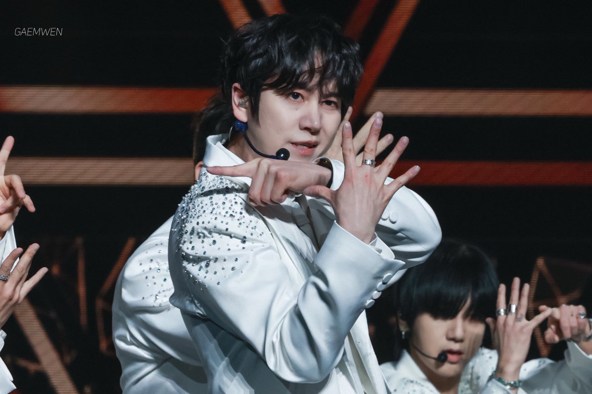 260111 SUPER SHOW 10 in Macau

🖖🏻

#슈퍼주니어 #SUPERJUNIOR
#규현 #KYUHYUN #圭賢