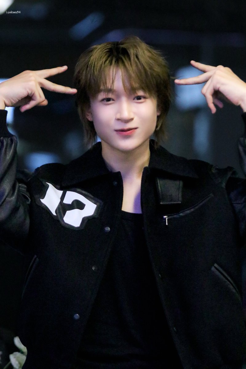 260113 เยิฟหูแมวน่าย้ากมาก 🫳🏻🐱
<a href="/patta_rakit03/">bentenpattara</a> 

FLEX TALK WITH CIRCRL
#BEN_CIRCRL #CIRCRL 
#Flex1045xCIRCRL