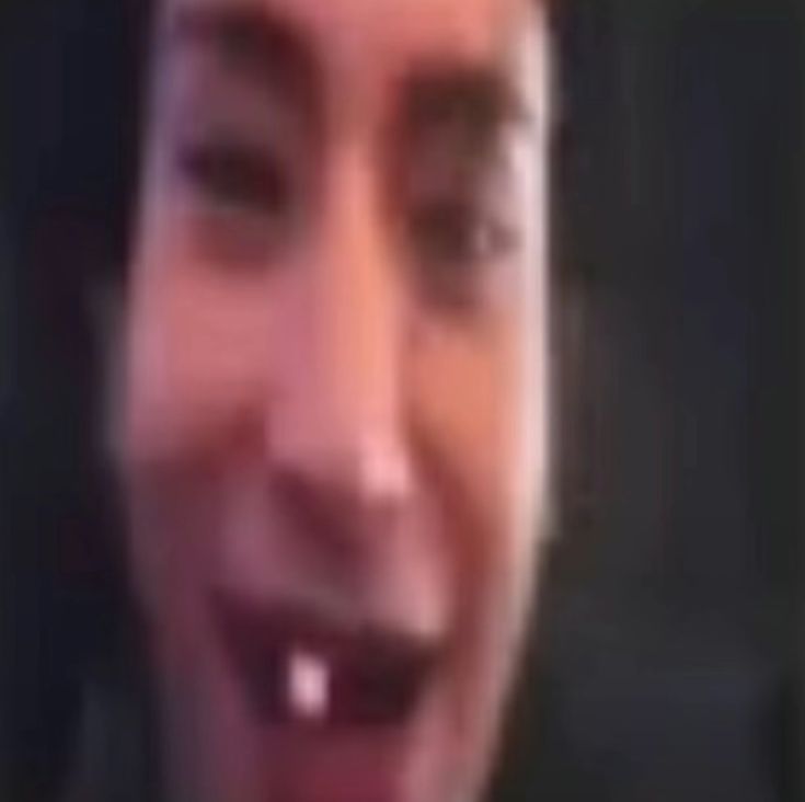 seokques's tweet image. grupta surekli su stickeri kullandıgımda manifest yapmıs olmam bana da sürpriz oldu.