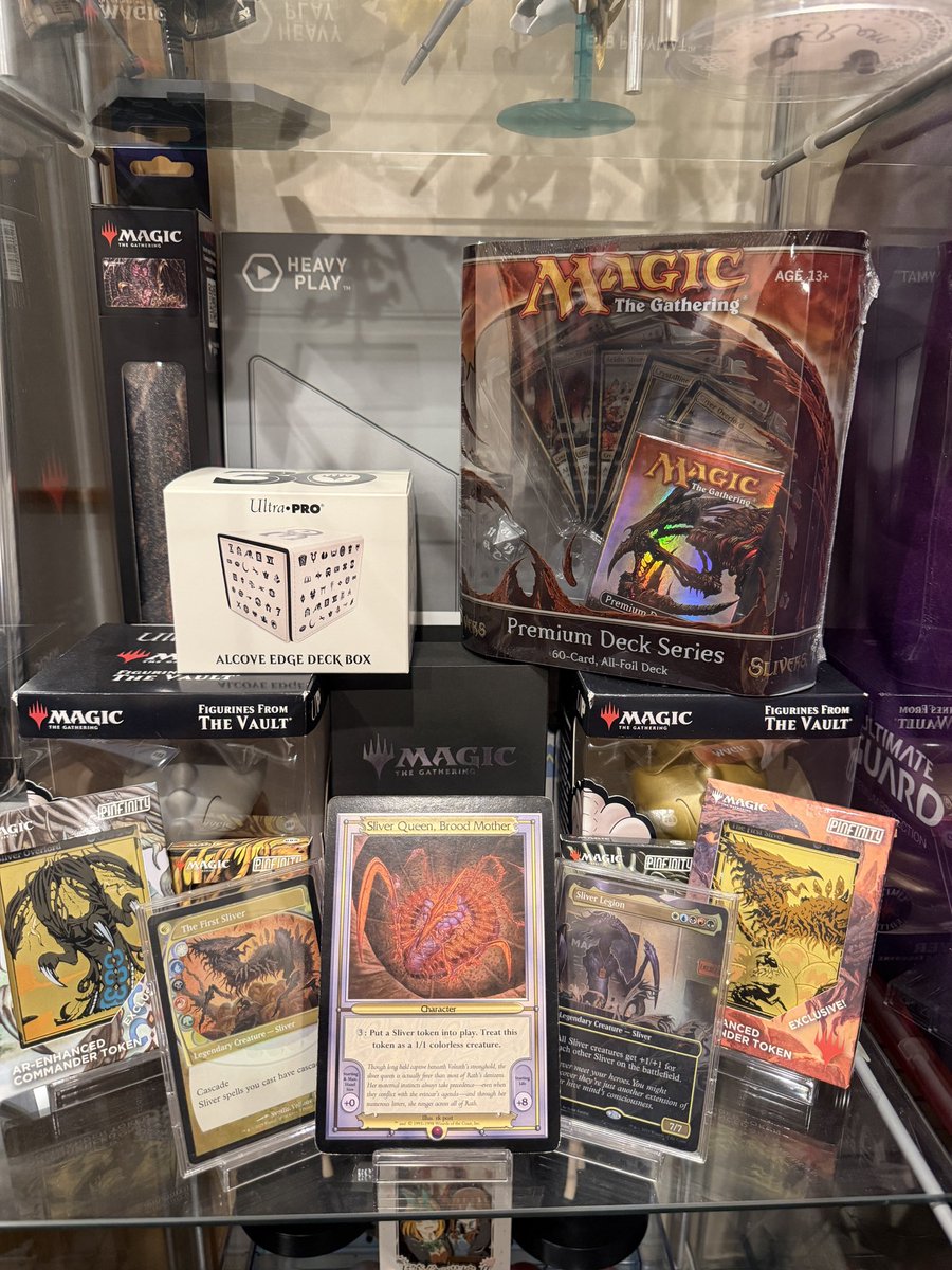 ふぁー！スリヴァーの女王買えたー！ もちろん祭壇に並べます