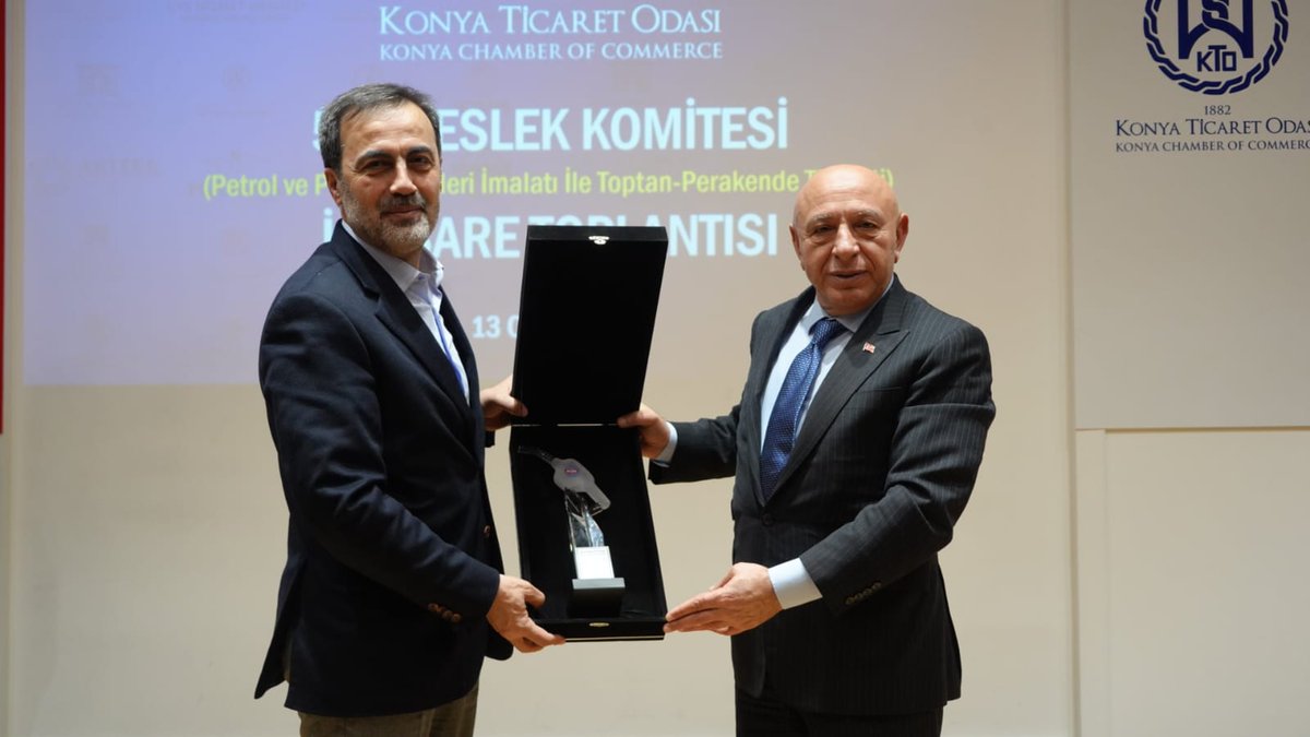 Petrol ve Petrol Ürünleri İmalatı ve Ticareti (57.) Meslek Komitemizin İstişare Toplantısını Odamızda gerçekleştirdik.

Petrol Ürünleri İşverenler Sendikası (PÜİS) Genel Başkanı Sayın <a href="/imran_okumus/">İmran Okumuş</a>’un katılımıyla düzenlenen toplantıda; kamu ve yerel yönetim temsilcilerimiz ile