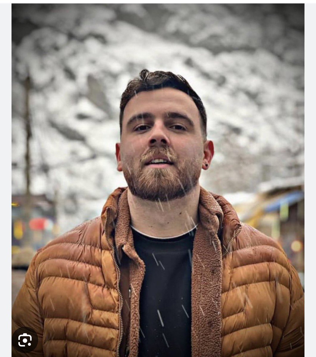 The IRGC - the brutal Islamic dictatorship keeping the Iranian people prisoner - is about to publicly hang a young protester from a crane Wednesday. How to stop it? Make him famous.
#ErfanSoltani 

<a href="/realDonaldTrump/">Donald J. Trump</a> <a href="/POTUS/">President Donald J. Trump</a> <a href="/marcorubio/">Marco Rubio</a> <a href="/PeteHegseth/">Pete Hegseth</a> <a href="/JDVance/">JD Vance</a> WE NEED TO GO IN NOW