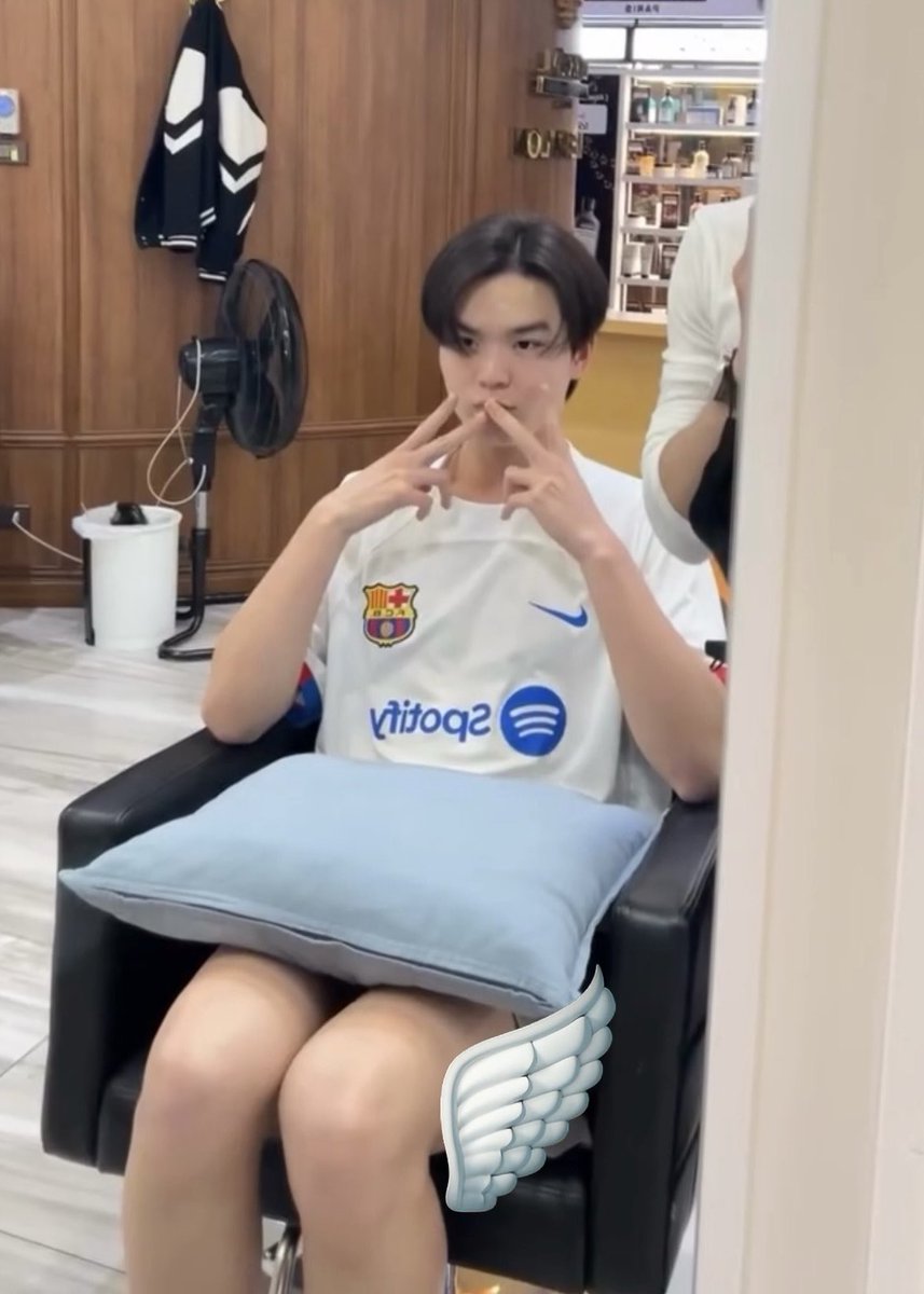 aimsatai's tweet image. (วงเขียว) ถ้าอุ้มท่าเจ้าสาวตัวปลิวเลยหละ