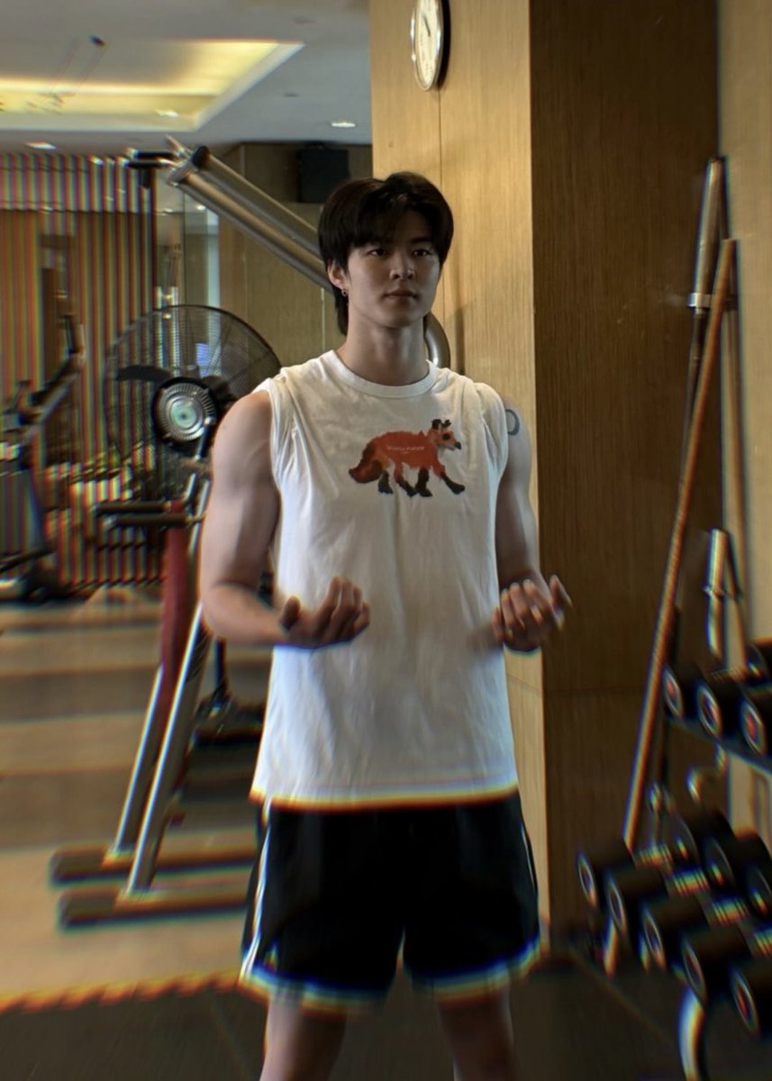 aimsatai's tweet image. (วงเขียว) ถ้าอุ้มท่าเจ้าสาวตัวปลิวเลยหละ