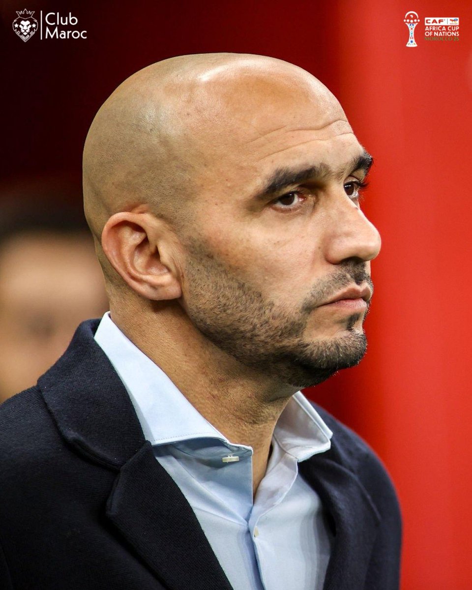 Clubmaroc1's tweet photo. 🎙️ وليد الركراكي :«الوصول إلى نصف نهائي المونديال وكأس أفريقيا؟ هذا لا يعني لي شيئًا إن لم يُتوَّج بالألقاب… التاريخ لا يتذكر إلا الفائزين»
«منذ خيبة جنوب أفريقيا، حلمي هو منح هذا اللقب للمغرب. تفصلنا خطوتان، وكل واحدة أصعب من الأخرى.فالمغرب لم يبلغ نهائي كأس أفريقيا منذ 22 سنة» https://t.co/Wx7VHiMOUG