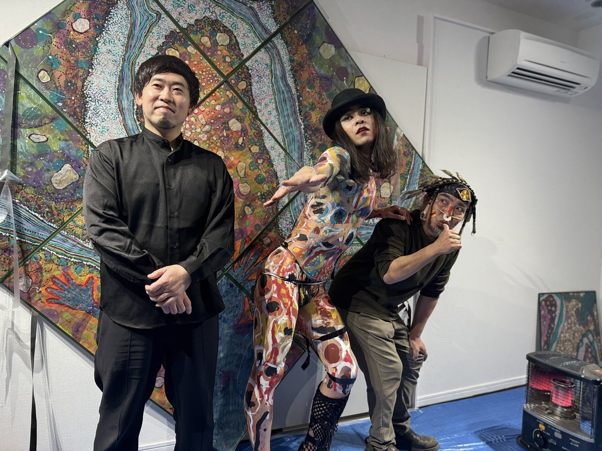 昨日は青梅THE ATELIERボディペインティング・シャンソンへ沢山の御来場ありがとうございました‼︎お陰様で満員御礼、APOさんケンちゃんと思うままにやりたい放題暴れさせて頂き楽し過ぎて60分の予定を90分演ってしまい反動で翌日ボロボロでしたがむちゃ楽しかった‼︎肌色が過ぎるので配信はナシよ。