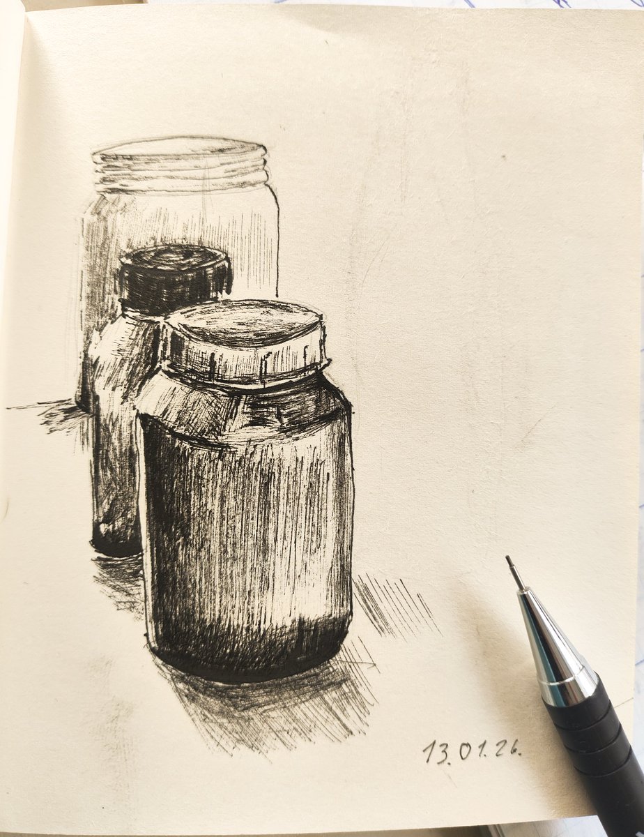 Невеличкий скетч під час обідньої👌✨

#украрт
#Sketching