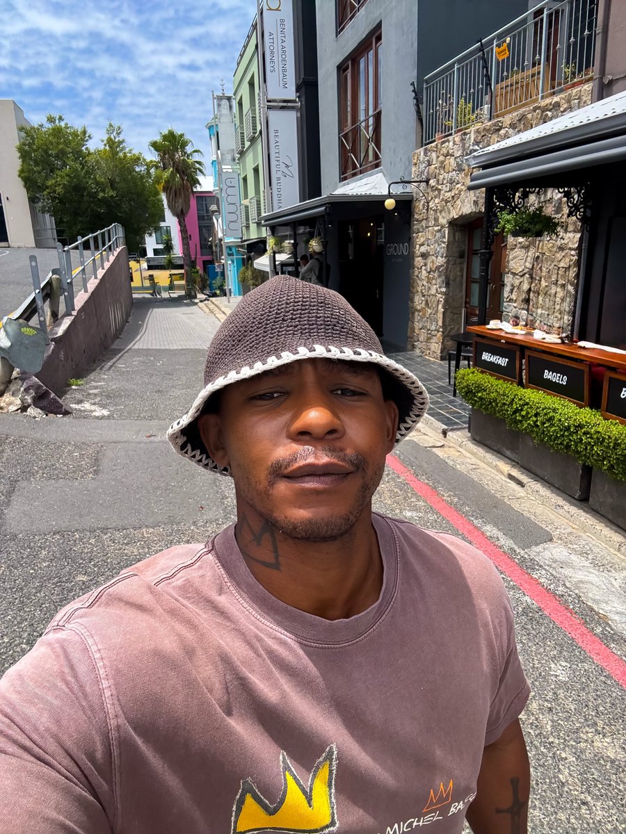 SiyaBeyile's tweet photo. Finding our feet ☀️ https://t.co/kDHGfURyDw