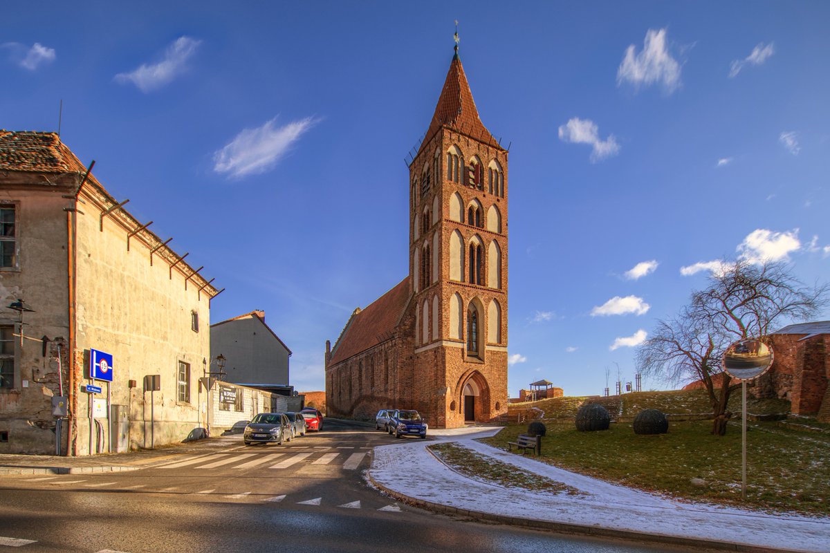 A medieval hospital church in Chełmno (Culm), tucked away in a corner by the city walls. 🇵🇱