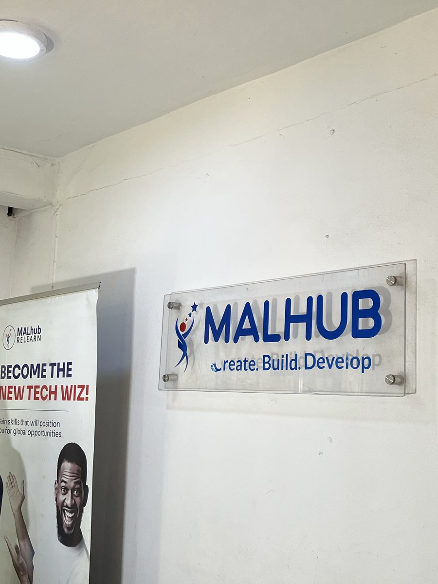 Mimi_Rheeyham's tweet photo. Officially a UI/UX baby ๐ผ๐ป
This ID card means business!
Chasing my New Year resolution one wireframe at a time @malhubng ๐ค
#ProductDesign #MALhub https://t.co/OqVFc01Vzm