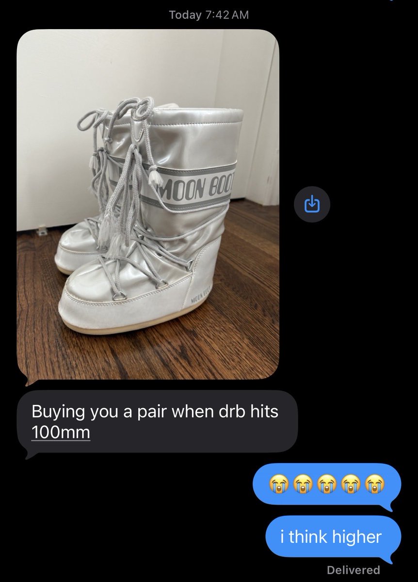 turned one of my great friends fellow hockey dads into a crypto chad 😂 non  crypto natives love the story better than any crypto story ever i told  friends abt bitcoin for