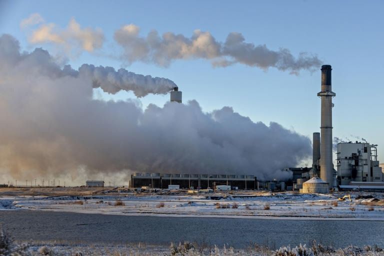 PensionPython's tweet image. EPA says it will no longer consider health costs in pollution regulations 

The EPA weakened emissions standards for new power plants and said it would no longer consider the economic impacts of public health in rule making. buff.ly/6jNUZnV