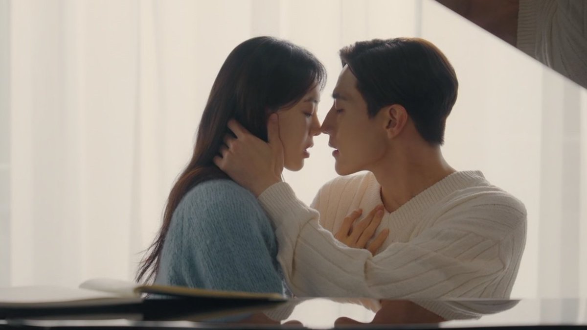 daheeverse's tweet photo. about time for #nohsanghyun to have a full length romance drama/film, like the potential??! https://t.co/lckJZTiBRt