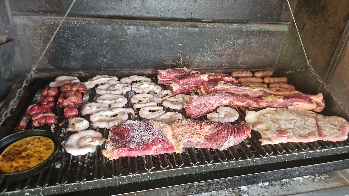 Hola <a href="/AsadosBosteros/">Asados Bosteros</a> 💙💛💙