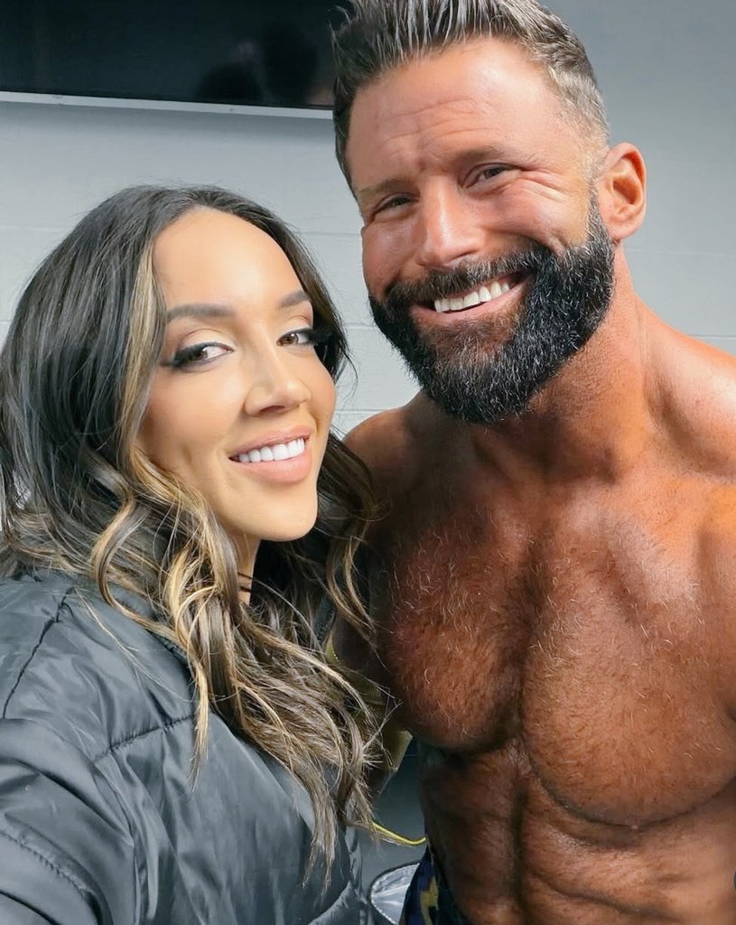 ᑕᕼᗩᖇITY tweet media