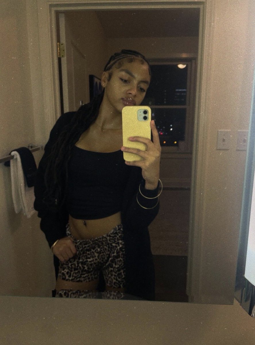 kweezybtch's tweet photo. i always forget abt this app :/ https://t.co/nLvnoUsn9d