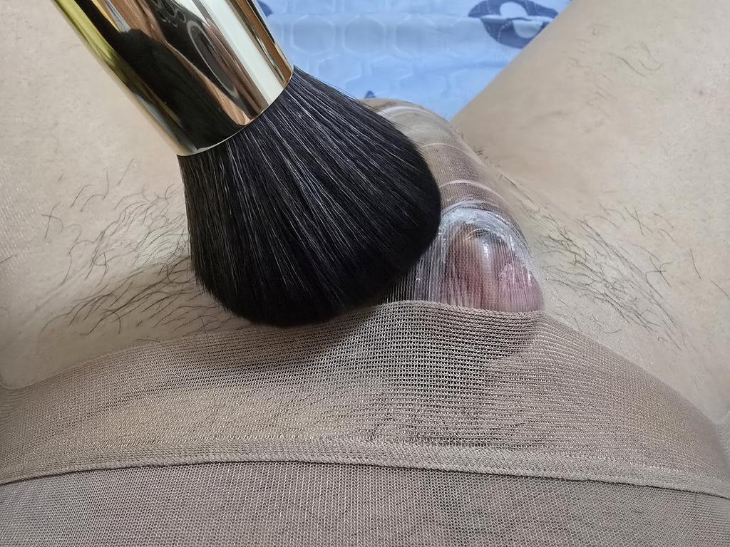 丝人空间 tweet media