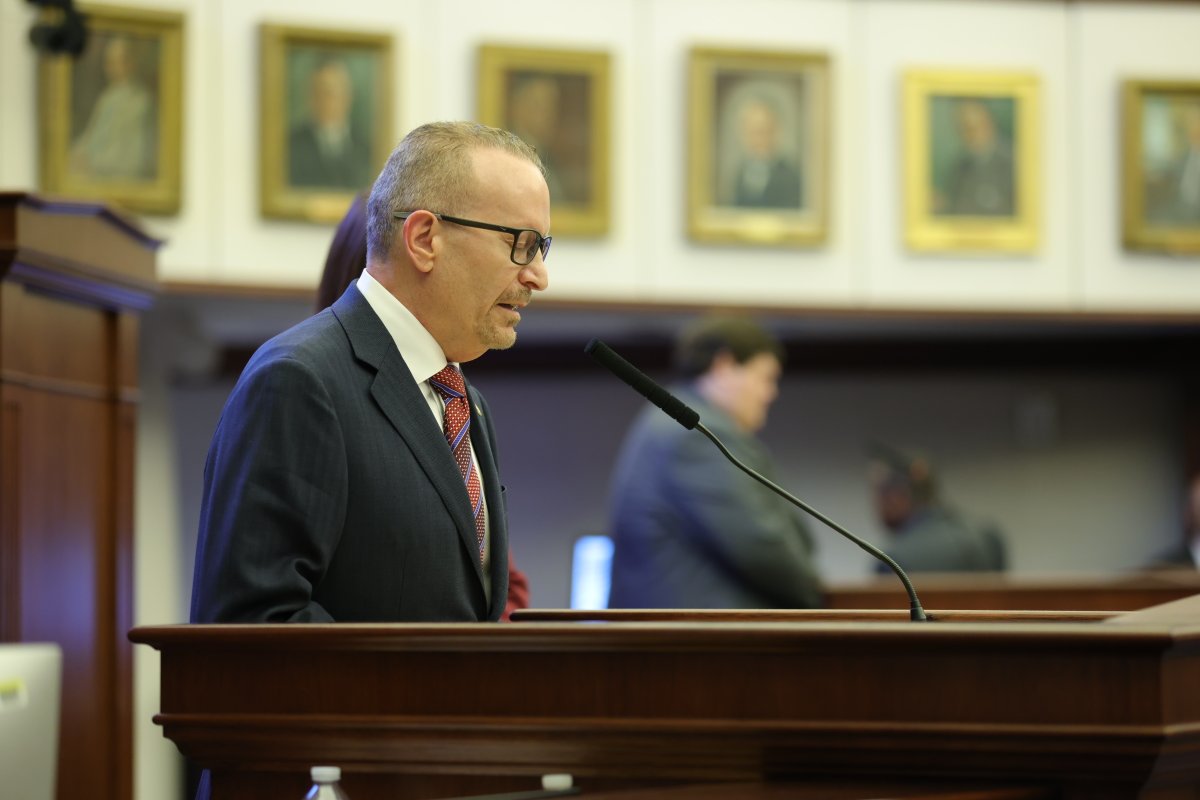FLSenate's tweet photo. Congratulations to our newest Senator @RalphMassullo who was sworn in today. 

Senator Massullo served as our Doctor of the Day (he specializes in Dermatology) and offered the Benediction at the conclusion of our sitting. Welcome Sir! https://t.co/GaaNoUD32u