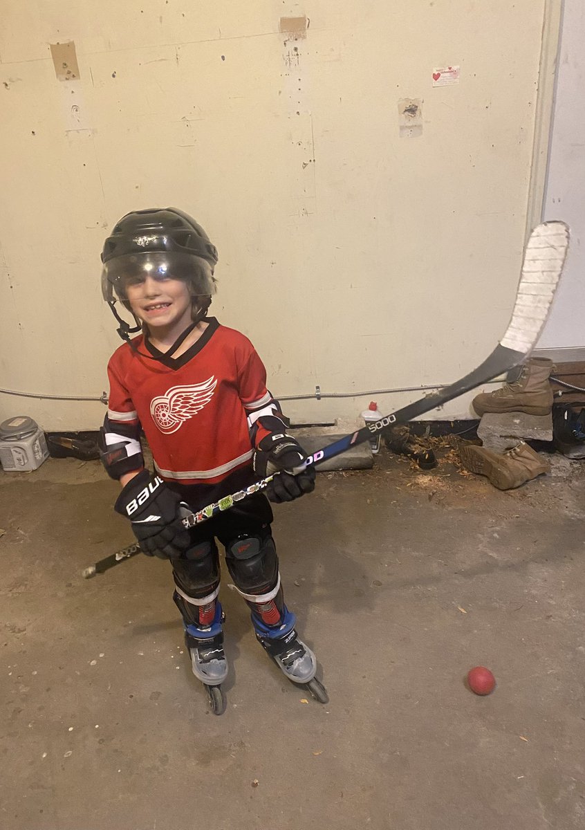 kittystimps's tweet photo. @karawolfbauer How can I get my Big Man a Lucas Raymond jersey?! I have been looking EVERYWHERE! I had ordered one online for Christmas but it never came. The company just charged me and won’t answer! He is so sad. He’s 6. We will be at @LCArena_Detroit Friday and Sunday! #LGRW https://t.co/eQ519D3xDN