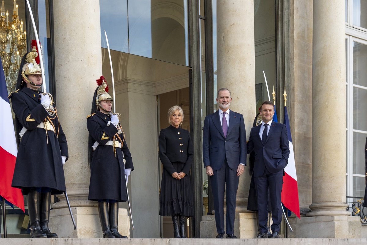 Heureux d'accueillir le Roi Felipe VI.

Cette rencontre met à I'honneur I'histoire partagée, les liens humains et l'amitié profonde qui unissent l'Espagne et la France.