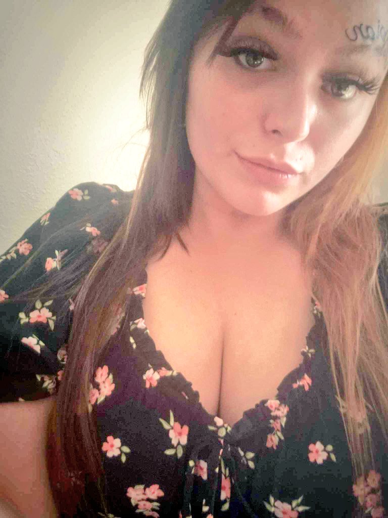 Robbielovescash's tweet image. triggered , I hope ur next to ur wife 

#nsfwtwt findom drain buyingcontent sellingcontent cashcow humanATM paypigFindom #Findom #paypigswelcomed #paypiggy paypiggy paypig paypiggy spoonpig cashcow toiletslave toiletboy bi gay humanatm cashcow cashfag