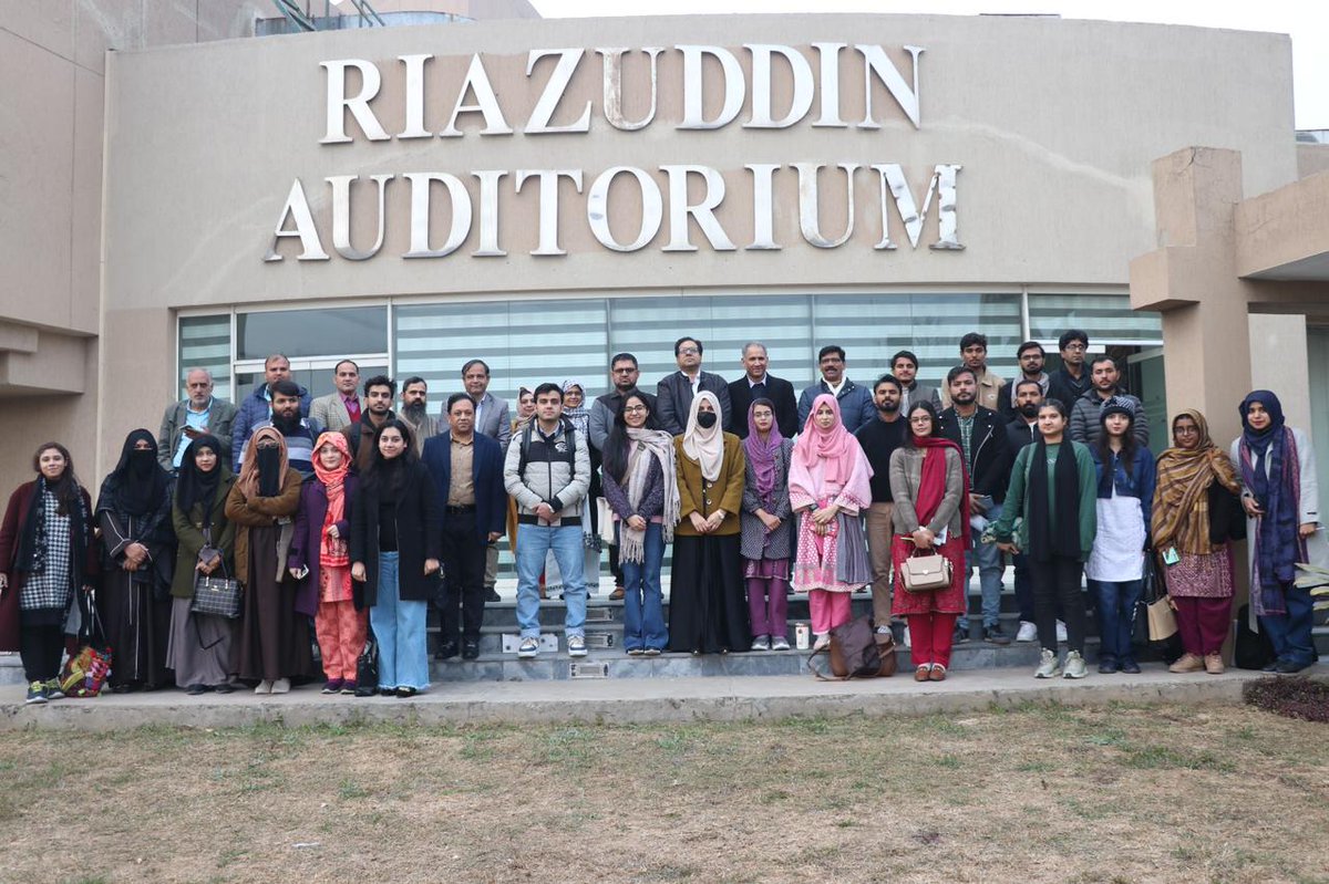 CentreCemb's tweet photo. Dr. Awais @awaicekhan, Associate Professor at @Cornell  visited @CentreCemb @PU_OfficialPK. In an interactive session with students and faculty, he shared his research entitled “Genetic improvement of disease resistance in apples through modern genomics and breeding innovations”. https://t.co/jWIicitQgK