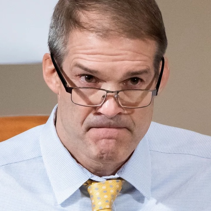 anyonewantchips's tweet image. If James Comer can launch contempt of Congress proceedings against Bill Clinton for defying a subpoena - he can launch contempt of Congress proceedings against Jim Jordan for defying a subpoena.