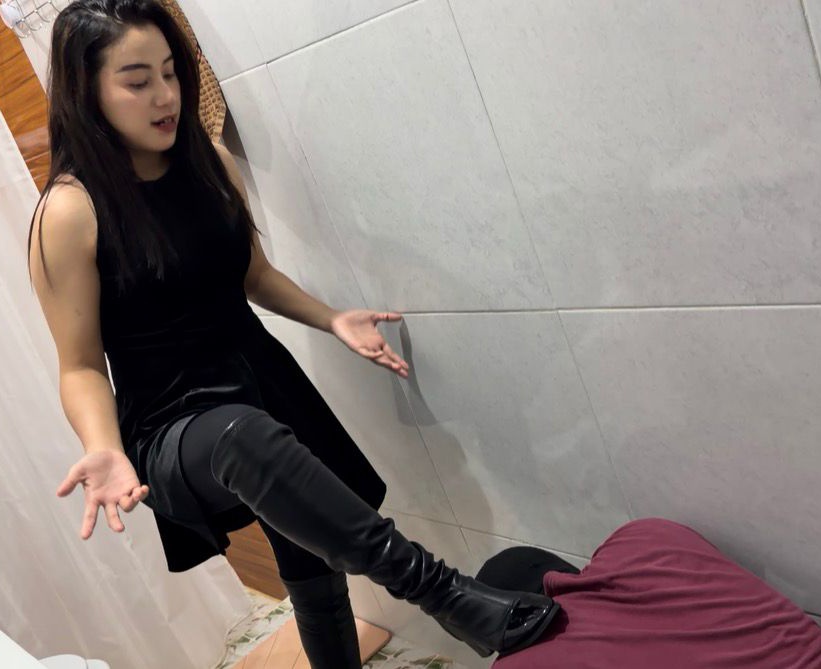 ChintyaCommand's tweet image. my lair
my rules
join me here 
payhip.com/chintyacommand 
stay tuned