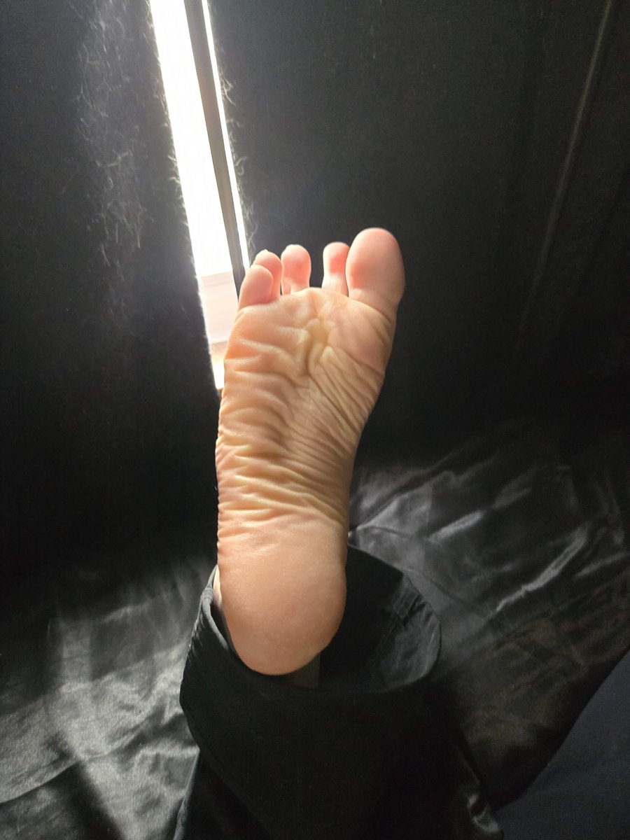 CrypticFootFan's tweet image. Let my feet replace the mitochondria in your cells. They're double membraned and ready to kick that energy production into high gear! They'll evolve independent to your cells. In millions of years, they'll break free and overtake humanity. Resistance is footile