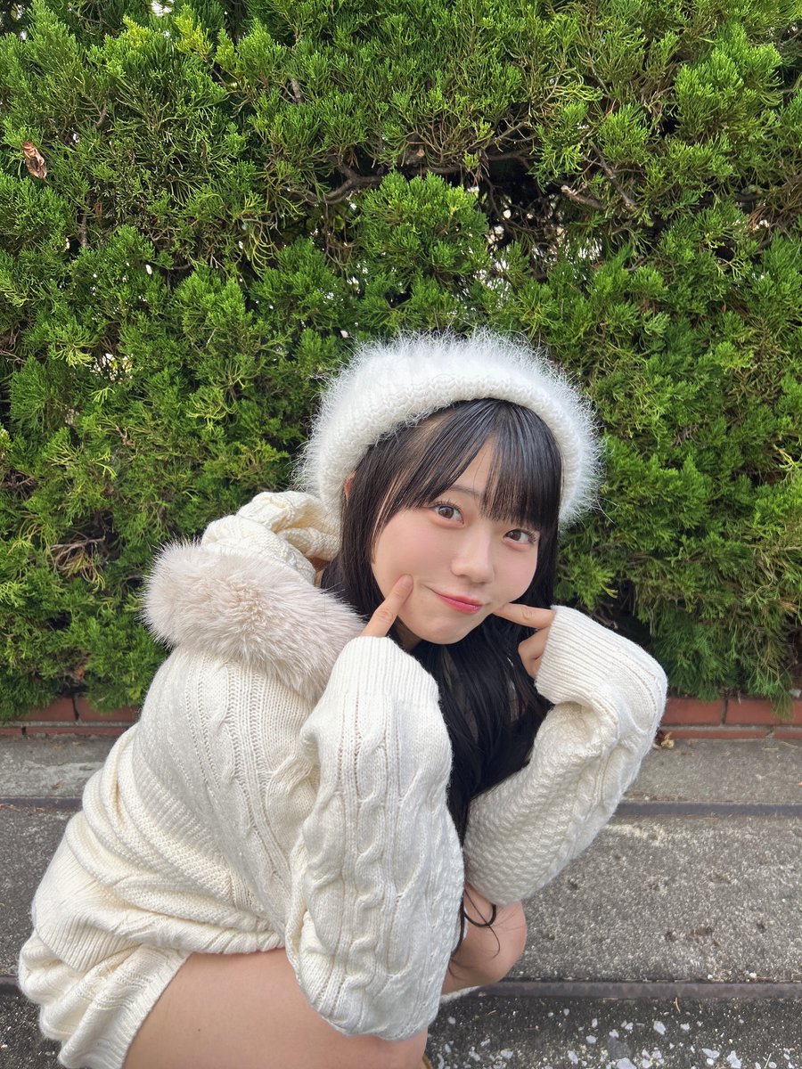 IHU⭐︎♡ 💙メンバー紹介💙 📝るい ( 高1 ) 📍 東京都 🌈 ENFJ-A < 新シーズン