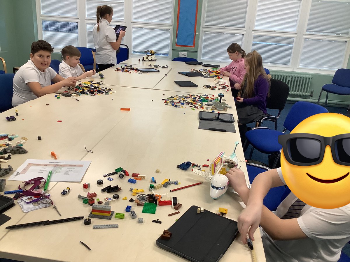 Rachel Micklewright tweet media