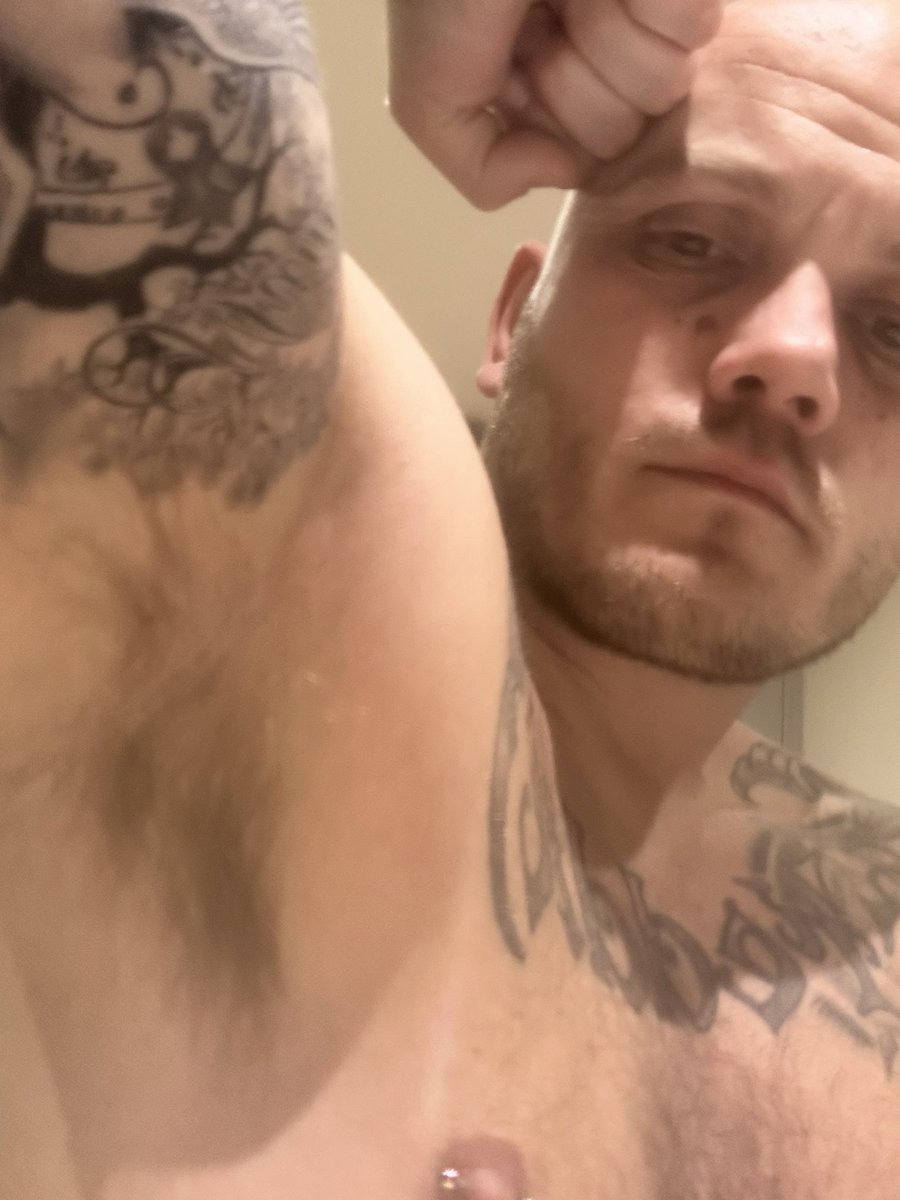 masterkanex's tweet image. Snout where it belongs, buried deep as you breathe in your alpha. 🐷

You don’t wait for instructions. You serve by staying present, sending without hesitation, and proving your loyalty through action.

Devotion is shown, not asked for.

#malefindom #findomuk #paypigs #cashmaster