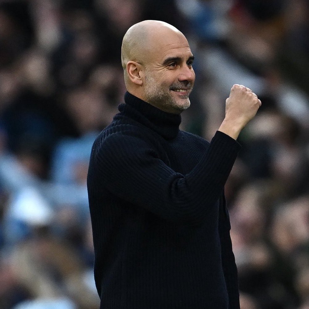 TouchlineX's tweet image. 🚨🗣️ Pep Guardiola: "Hopefully Marmoush comes back soon to give rest to Haaland... Erling is exhausted!"